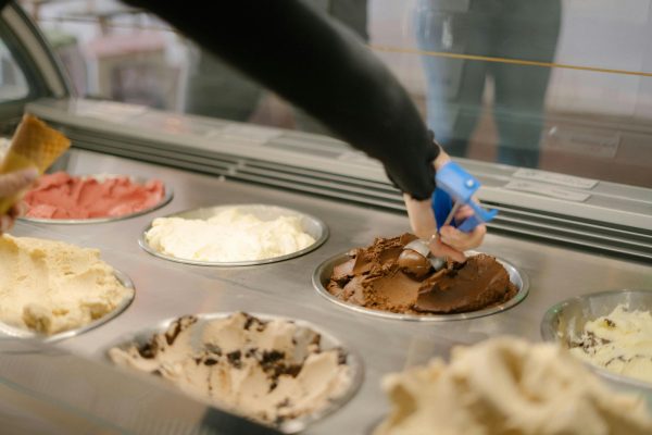 Ice cream a popular dessert.